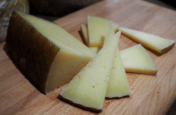 Assiette de fromages espagnols raffinés